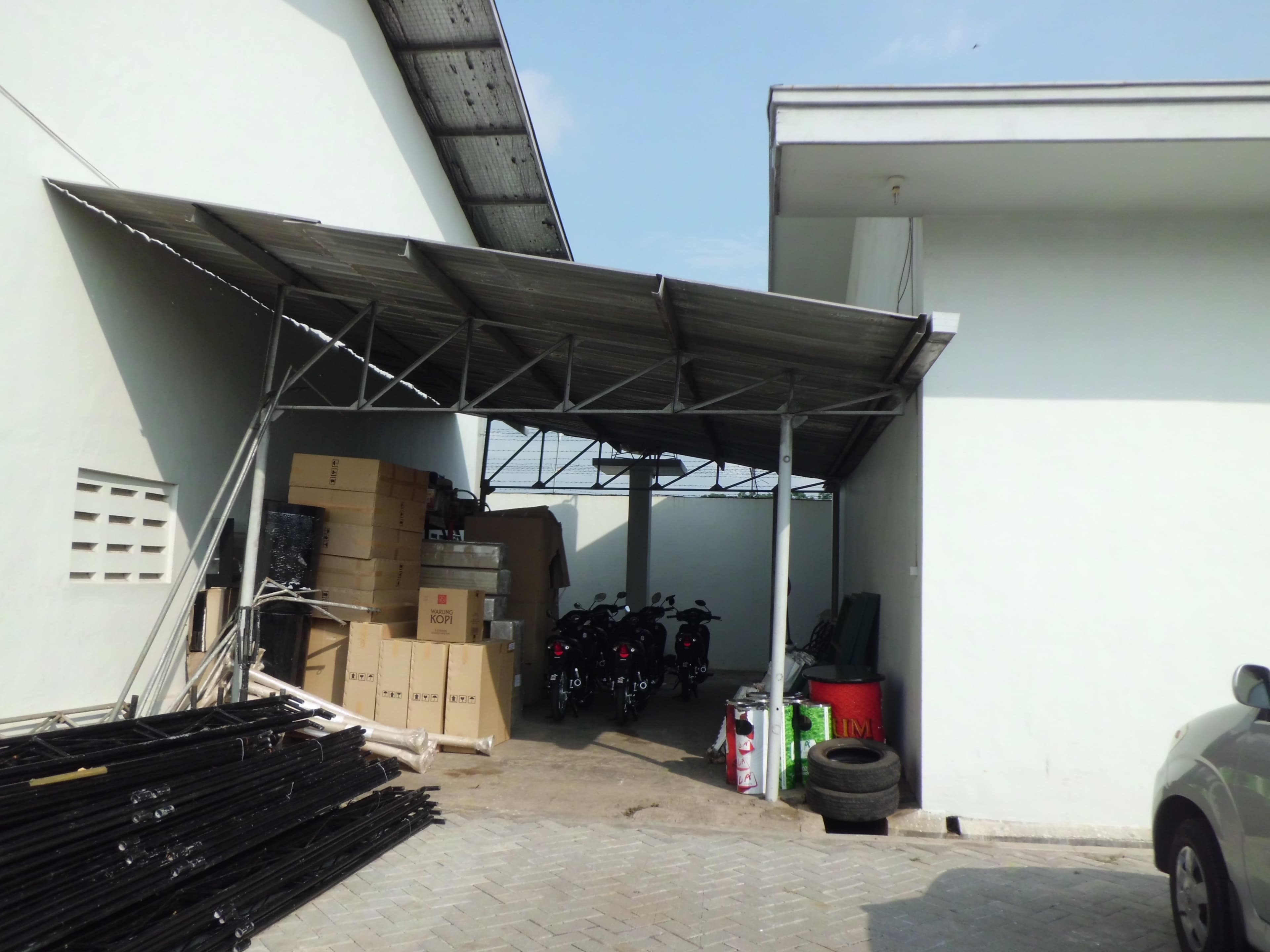 Pekerjaan Renovasi Gudang Djarum
